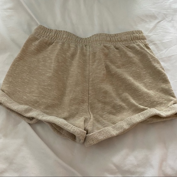 Shorts - Picture 2 of 3